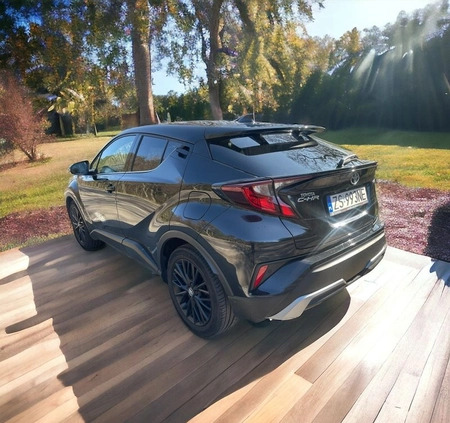 Toyota C-HR cena 99000 przebieg: 108000, rok produkcji 2020 z Kołobrzeg małe 172